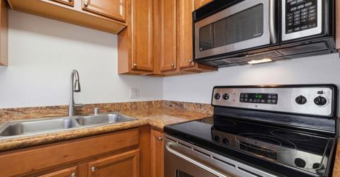 523 Woodside Oaks #2, Unit 2, Sacramento, CA 95825 Photo