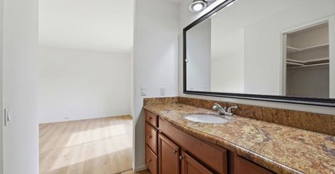523 Woodside Oaks #2, Unit 2, Sacramento, CA 95825 Photo