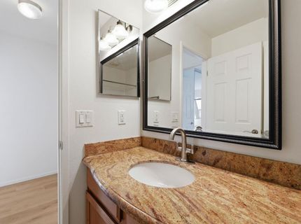 523 Woodside Oaks #2, Unit 2, Sacramento, CA 95825 Photo