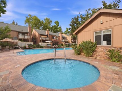 523 Woodside Oaks #2, Unit 2, Sacramento, CA 95825 Photo