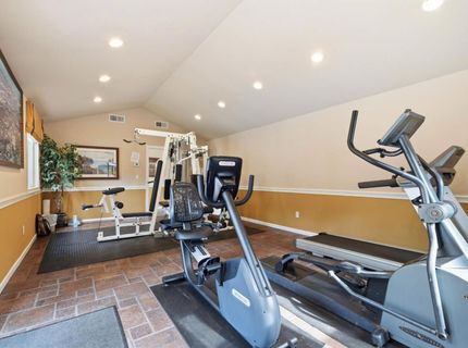 523 Woodside Oaks #2, Unit 2, Sacramento, CA 95825 Photo