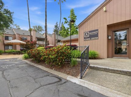 523 Woodside Oaks #2, Unit 2, Sacramento, CA 95825 Photo