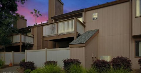 523 Woodside Oaks #2, Unit 2, Sacramento, CA 95825 Photo