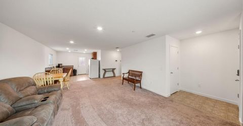 785 Dean Ct, Merced, CA 95341 Photo
