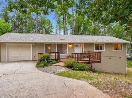 10706 Alta Sierra Dr, Grass Valley, CA 95949 Photo