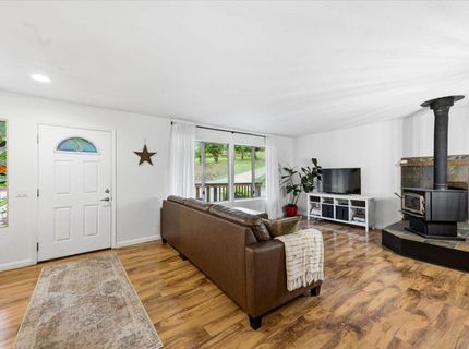 10706 Alta Sierra Dr, Grass Valley, CA 95949 Photo