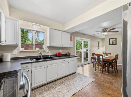 10706 Alta Sierra Dr, Grass Valley, CA 95949 Photo
