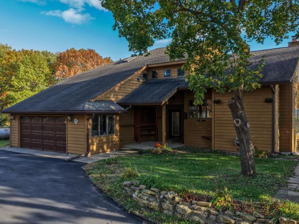 W12041 497th Avenue , Prescott, WI 54021
