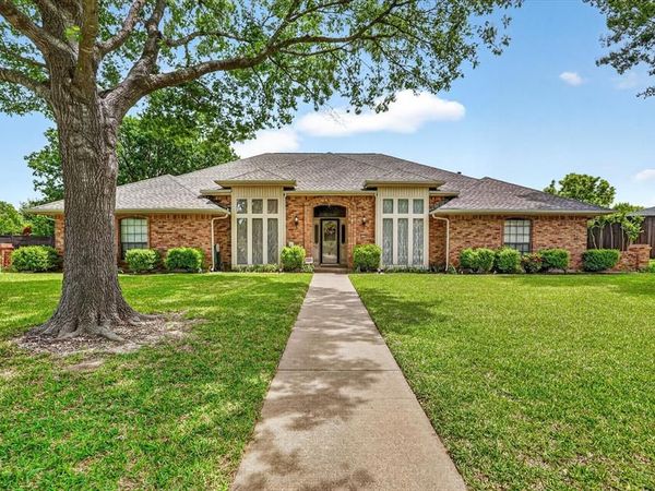 1714 Sparta Drive, Duncanville, TX 75137