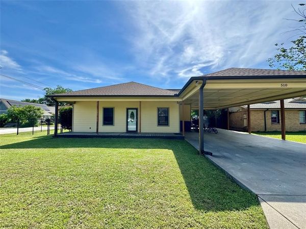 510 N Friou Street, Alvarado, TX 76009