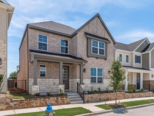 1826 Waterwalk Drive, Rowlett, TX 75088