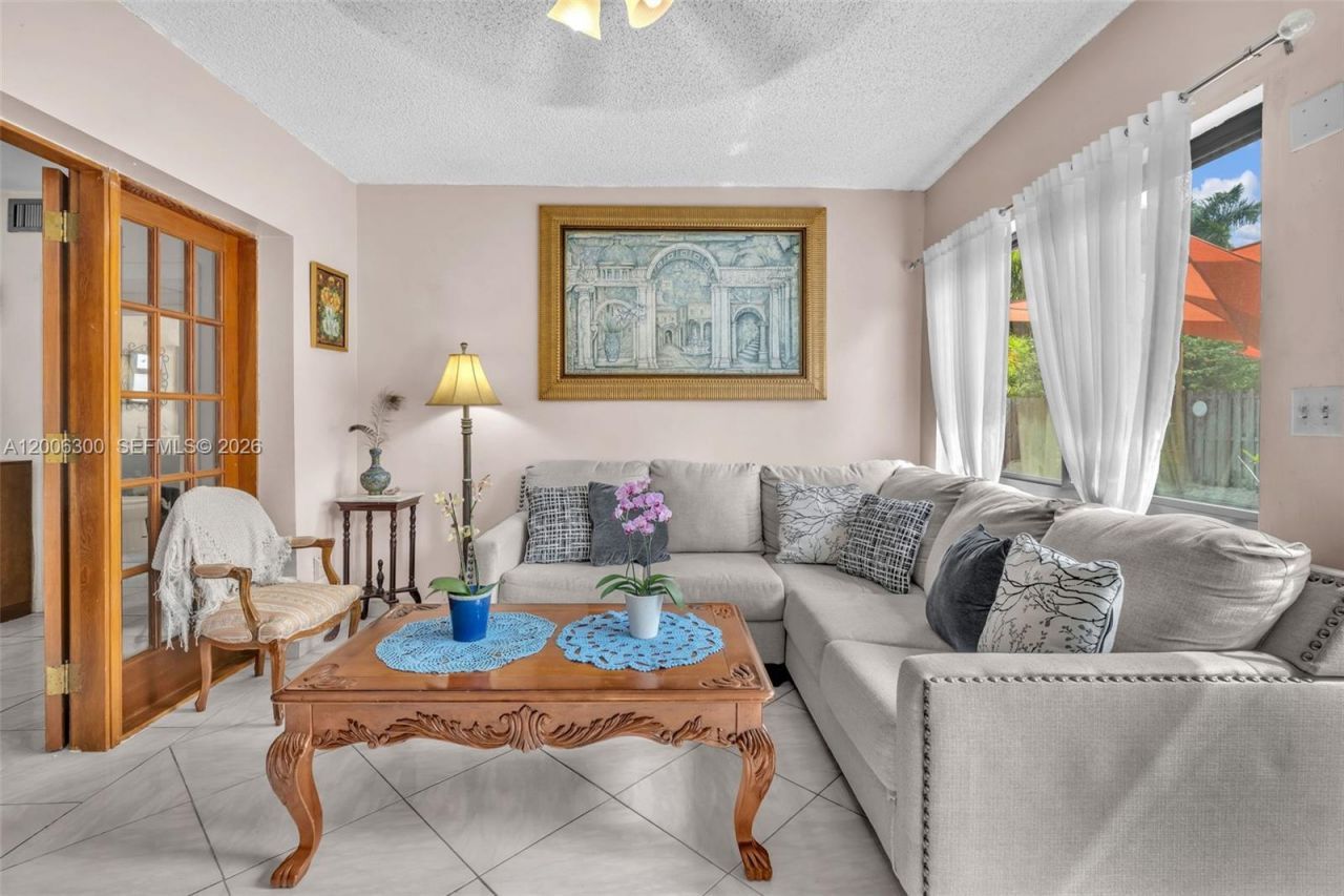 7701 Center Bay Dr , North Bay Village, FL 33141 Photo