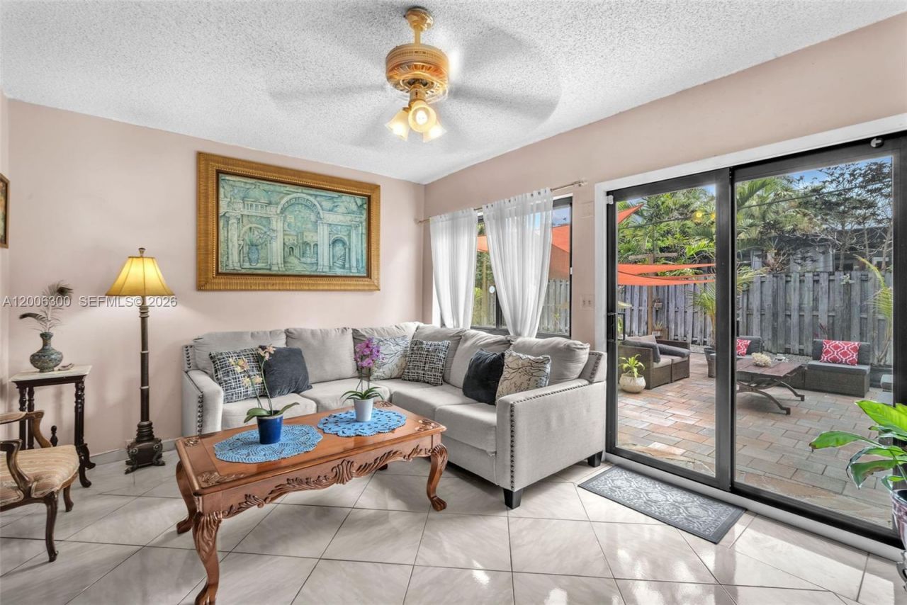 7701 Center Bay Dr , North Bay Village, FL 33141 Photo