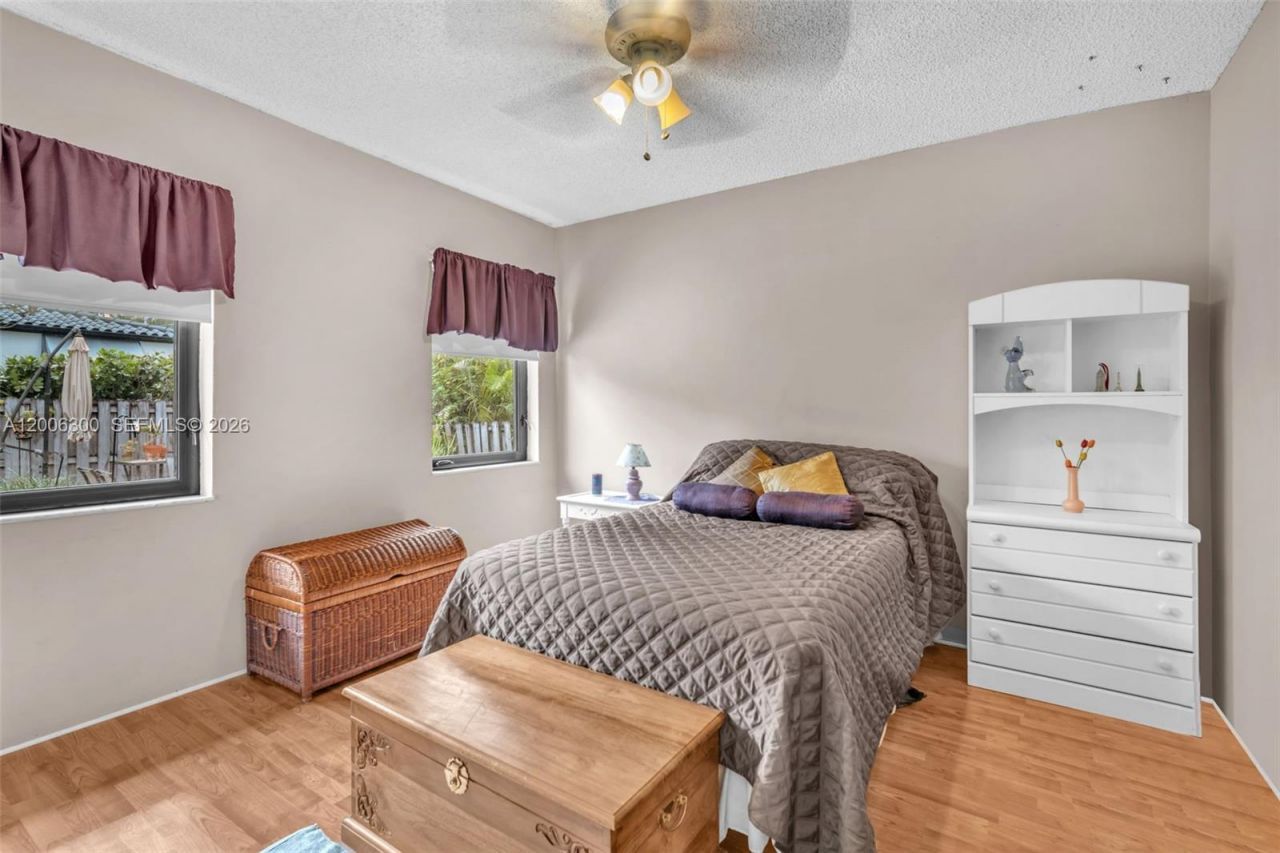 7701 Center Bay Dr , North Bay Village, FL 33141 Photo