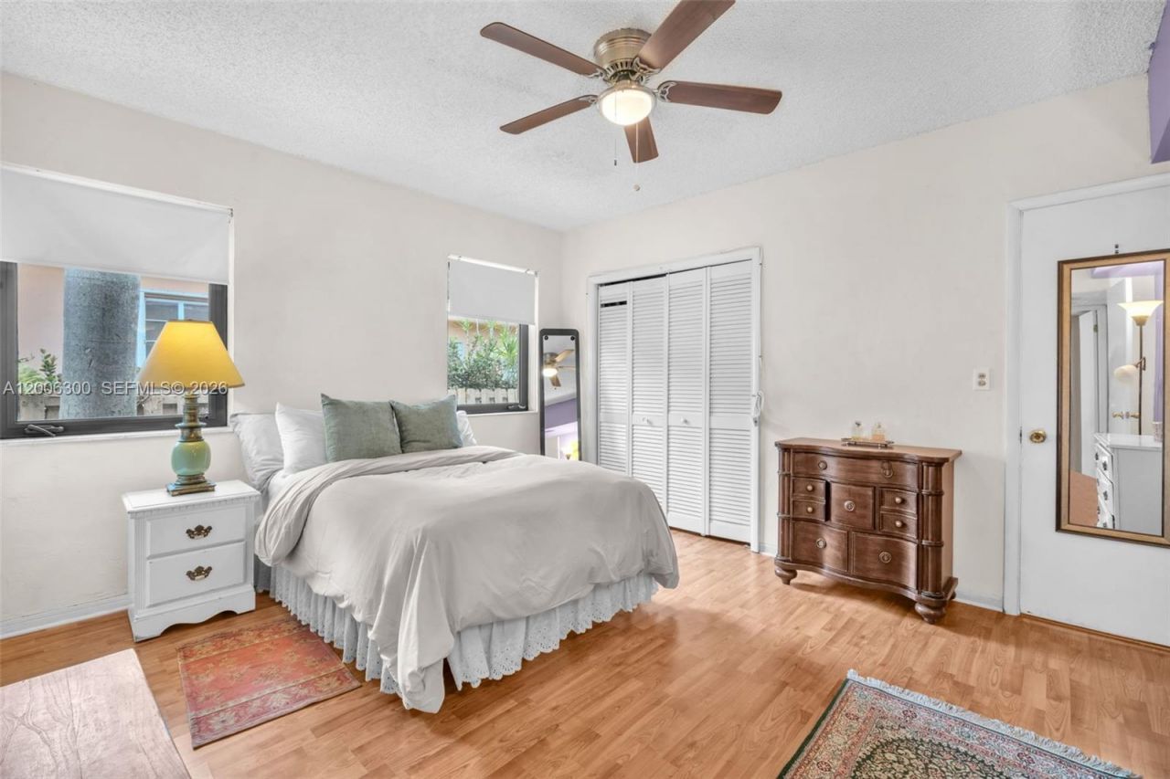 7701 Center Bay Dr , North Bay Village, FL 33141 Photo