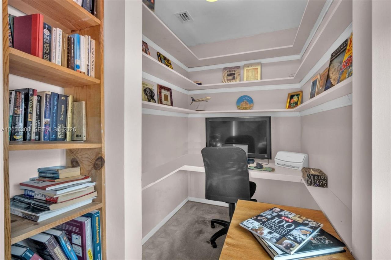 7701 Center Bay Dr , North Bay Village, FL 33141 Photo