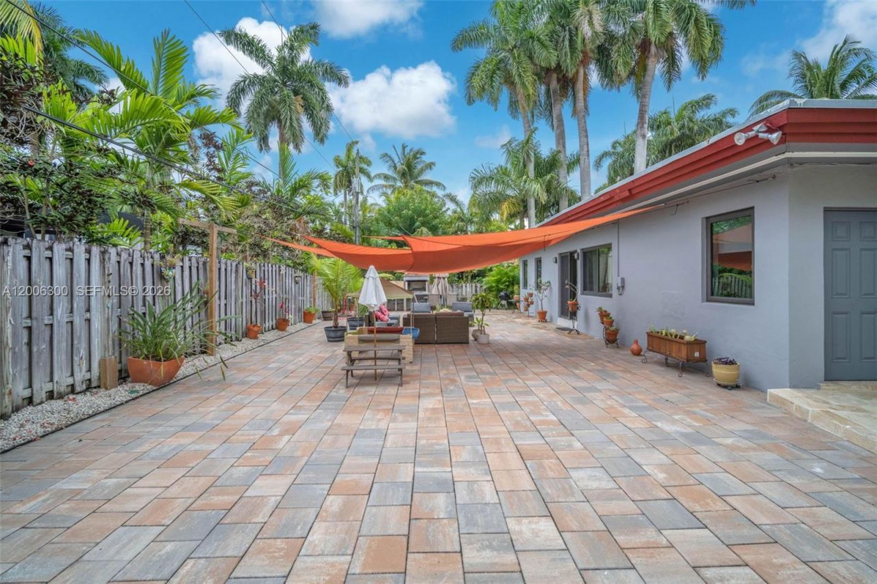 7701 Center Bay Dr , North Bay Village, FL 33141 Photo