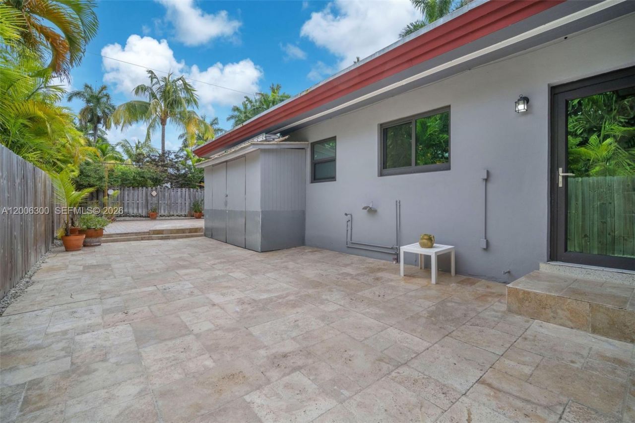 7701 Center Bay Dr , North Bay Village, FL 33141 Photo