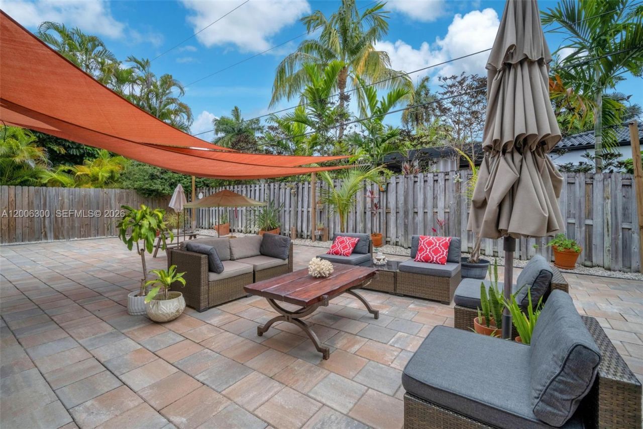 7701 Center Bay Dr , North Bay Village, FL 33141 Photo