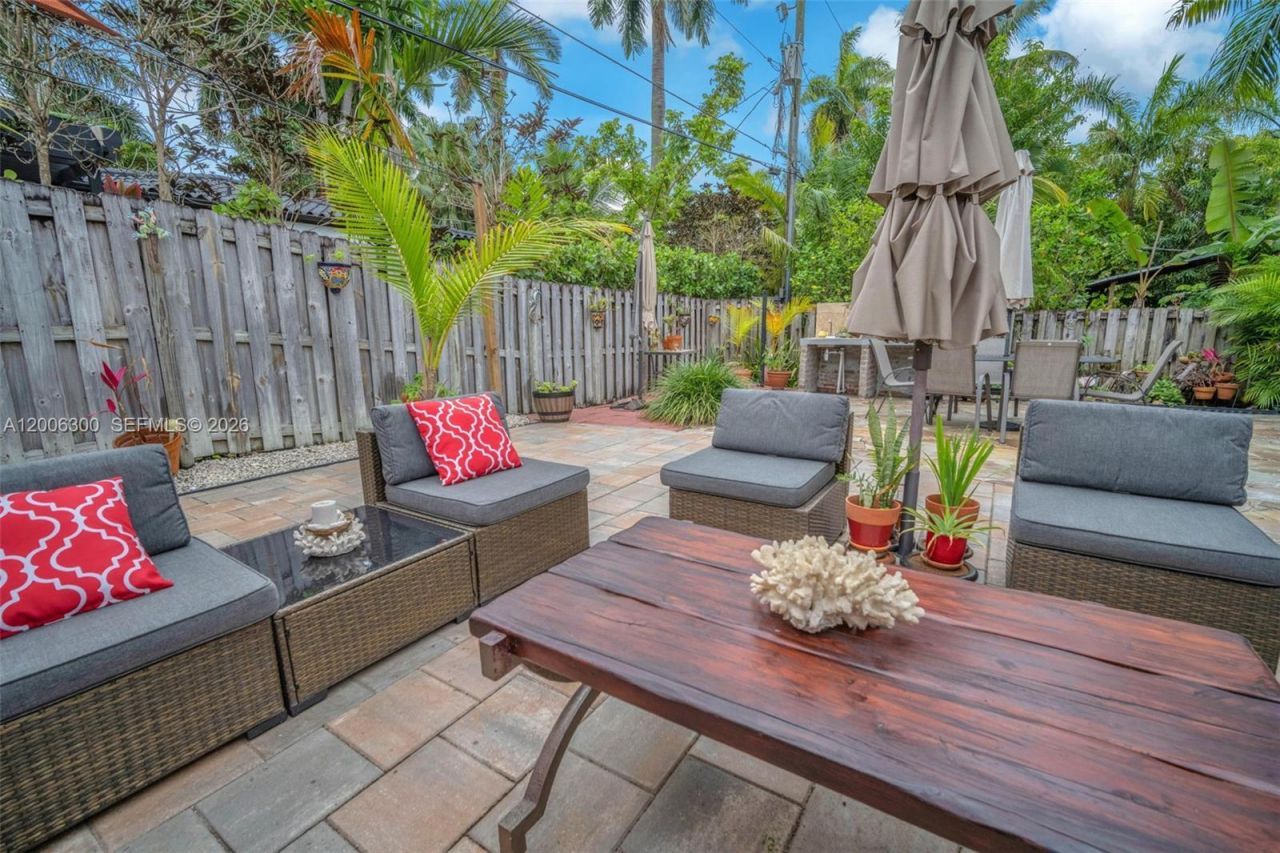 7701 Center Bay Dr , North Bay Village, FL 33141 Photo