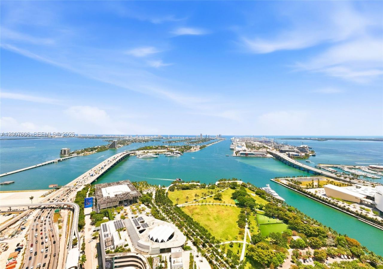 1100 Biscayne Blvd , Unit 4402, Miami, FL 33132 Photo