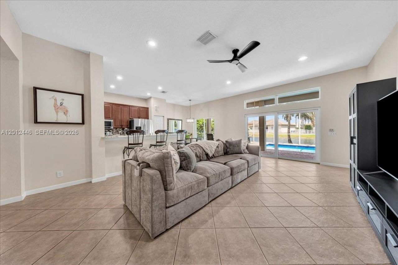 1634 Sandpiper Cir, Weston, FL 33327 Photo