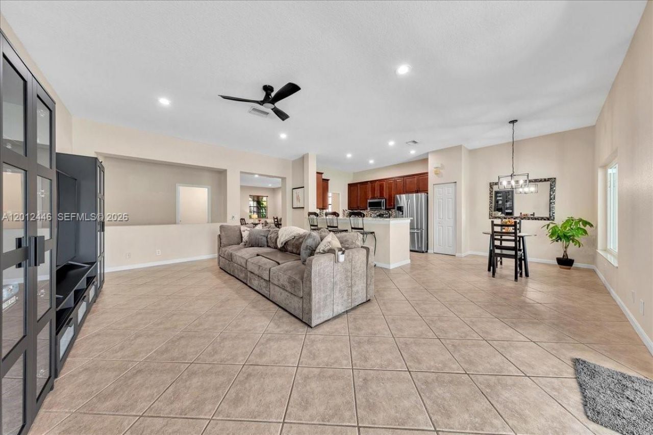 1634 Sandpiper Cir, Weston, FL 33327 Photo