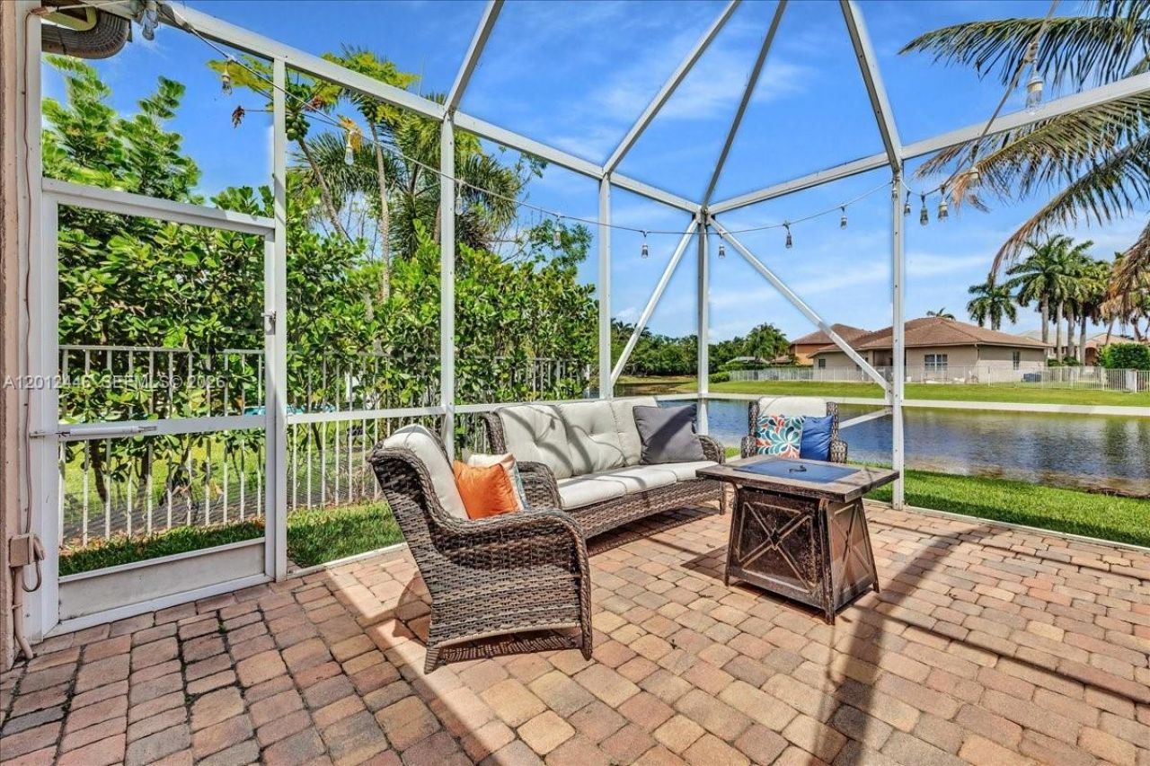 1634 Sandpiper Cir, Weston, FL 33327 Photo