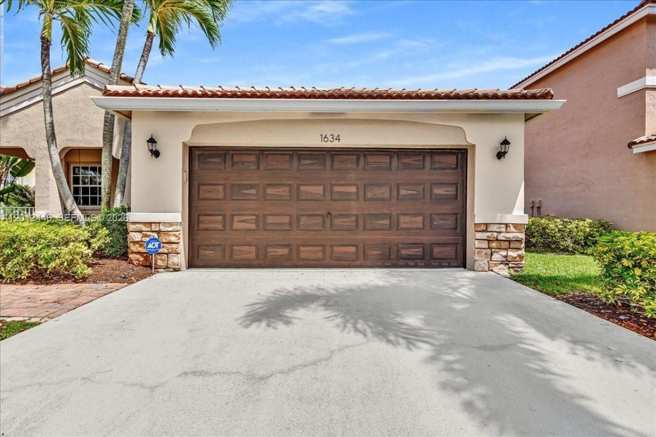 1634 Sandpiper Cir, Weston, FL 33327 Photo