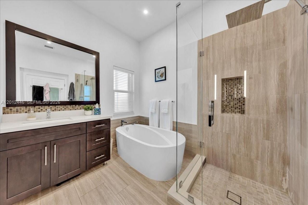 1634 Sandpiper Cir, Weston, FL 33327 Photo