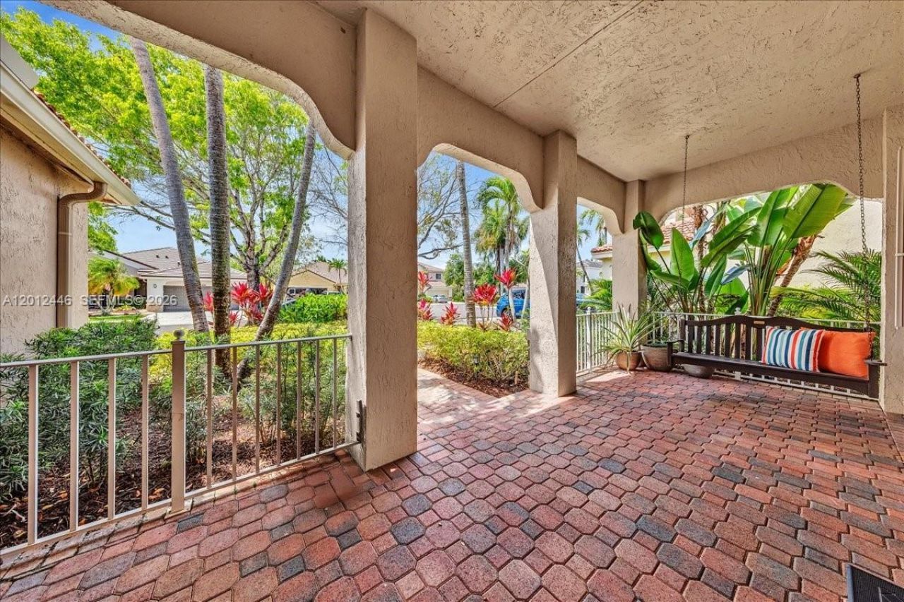 1634 Sandpiper Cir, Weston, FL 33327 Photo