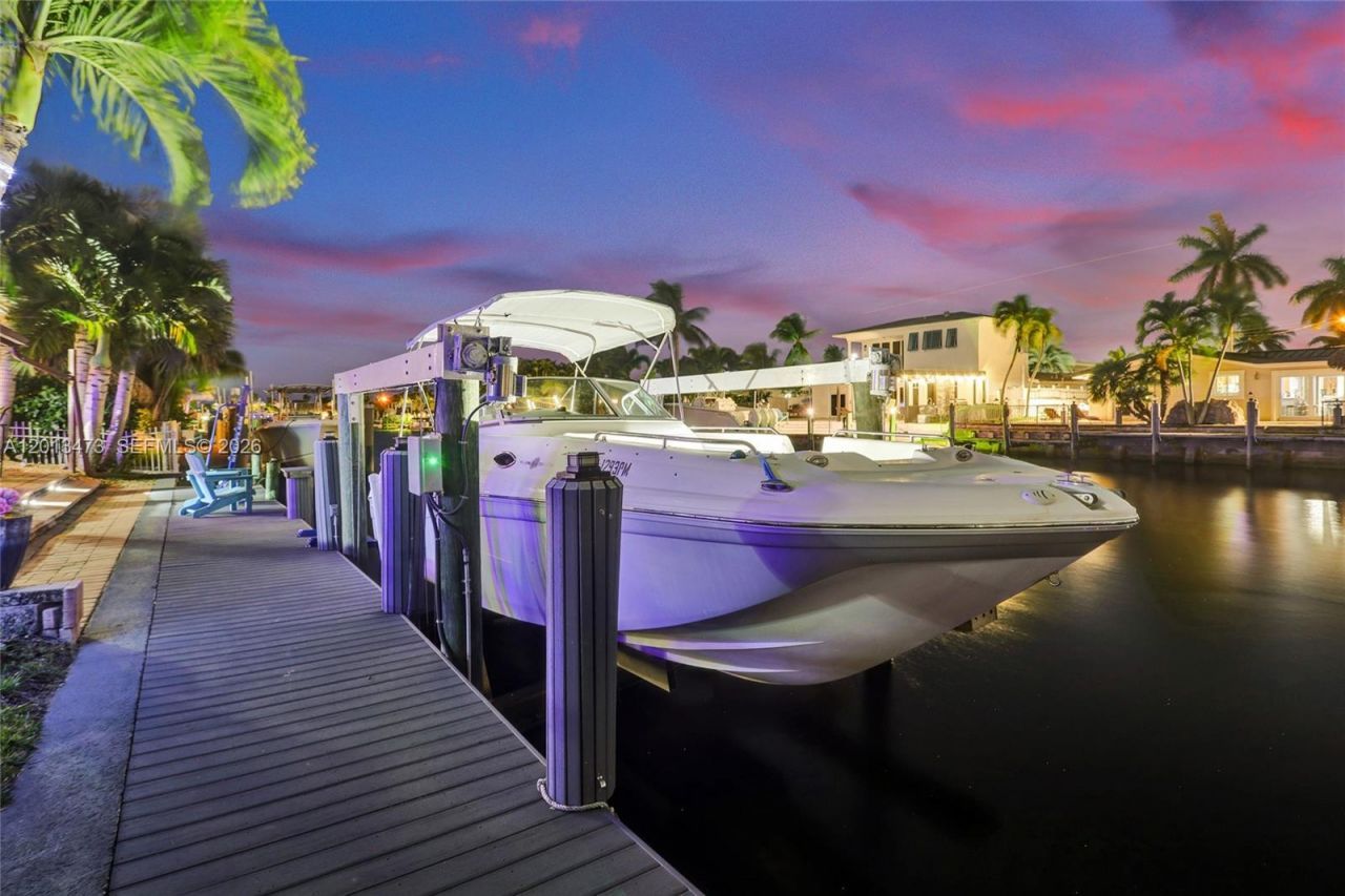 200 SE 3rd St, Pompano Beach, FL 33060 Photo
