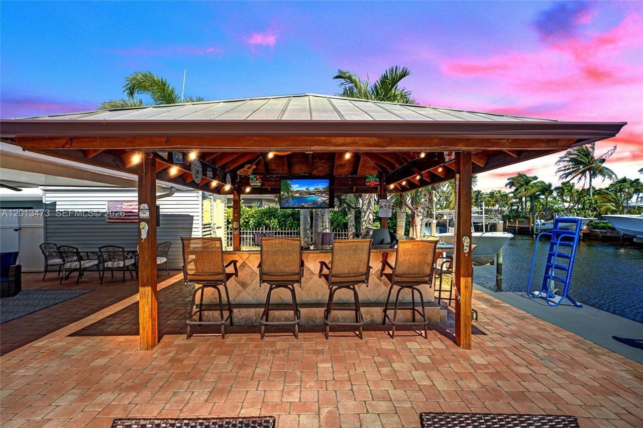 200 SE 3rd St, Pompano Beach, FL 33060 Photo