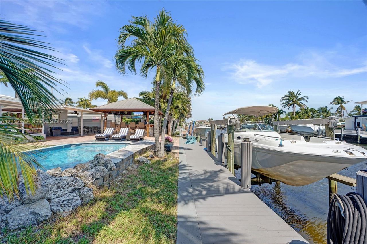 200 SE 3rd St, Pompano Beach, FL 33060 Photo