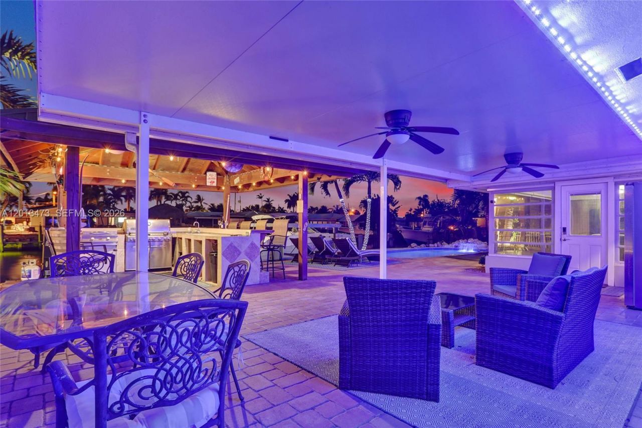 200 SE 3rd St, Pompano Beach, FL 33060 Photo