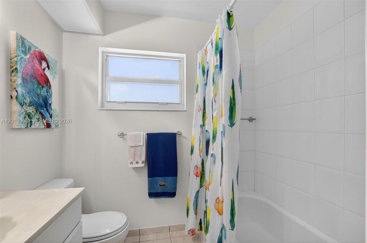 2991 NW 46th Ave, Unit 204, Lauderdale Lakes, FL 33313 Photo