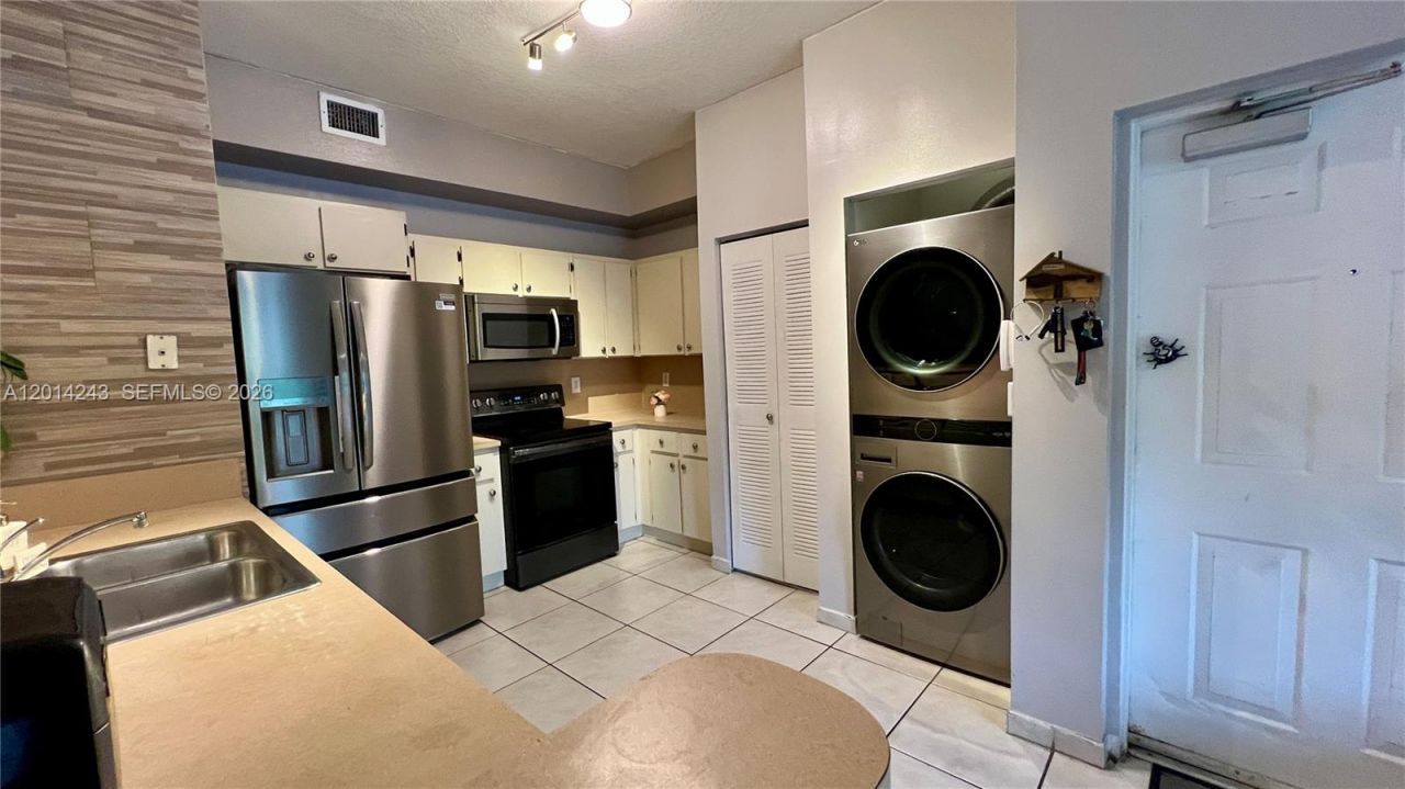 7220 NW 114th Ave , Unit 20216, Doral, FL 33178 Photo