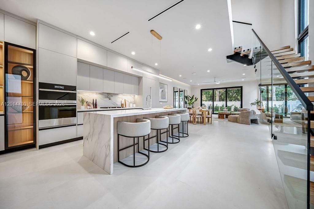 904 NE 17th Ter, Fort Lauderdale, FL 33304 Photo