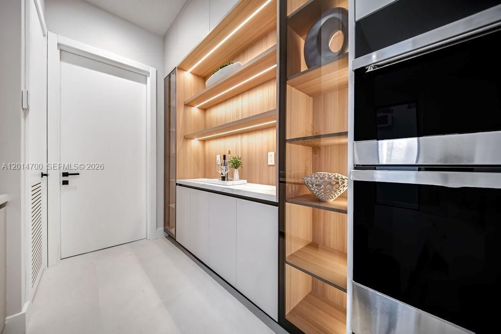 904 NE 17th Ter, Fort Lauderdale, FL 33304 Photo