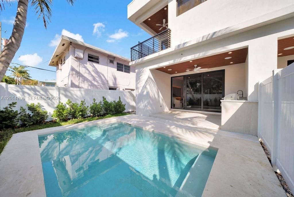 904 NE 17th Ter, Fort Lauderdale, FL 33304 Photo