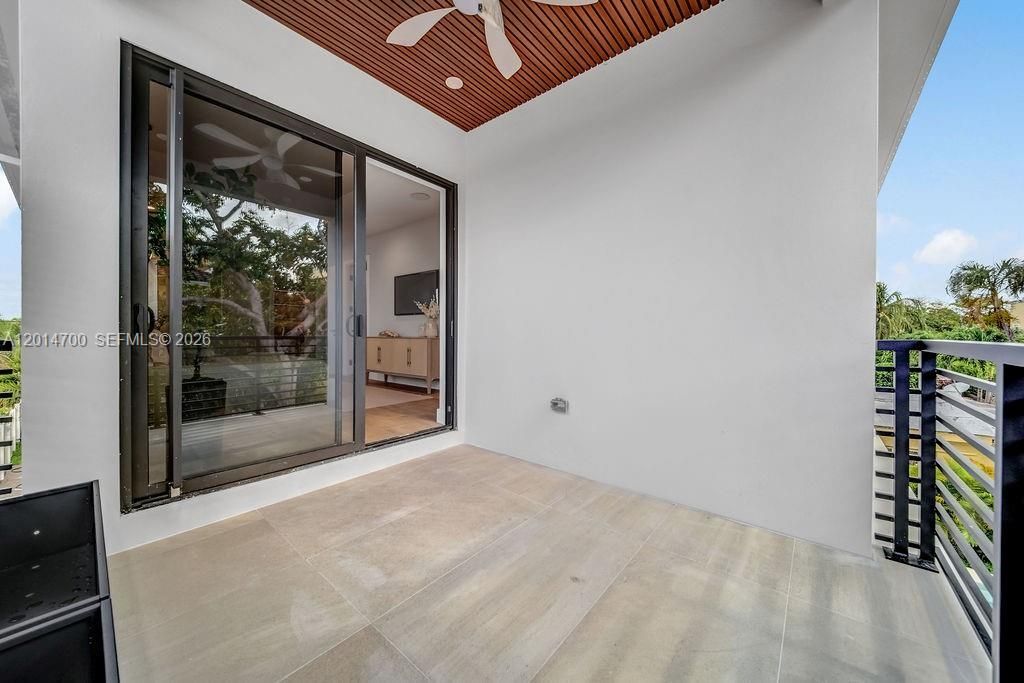 904 NE 17th Ter, Fort Lauderdale, FL 33304 Photo