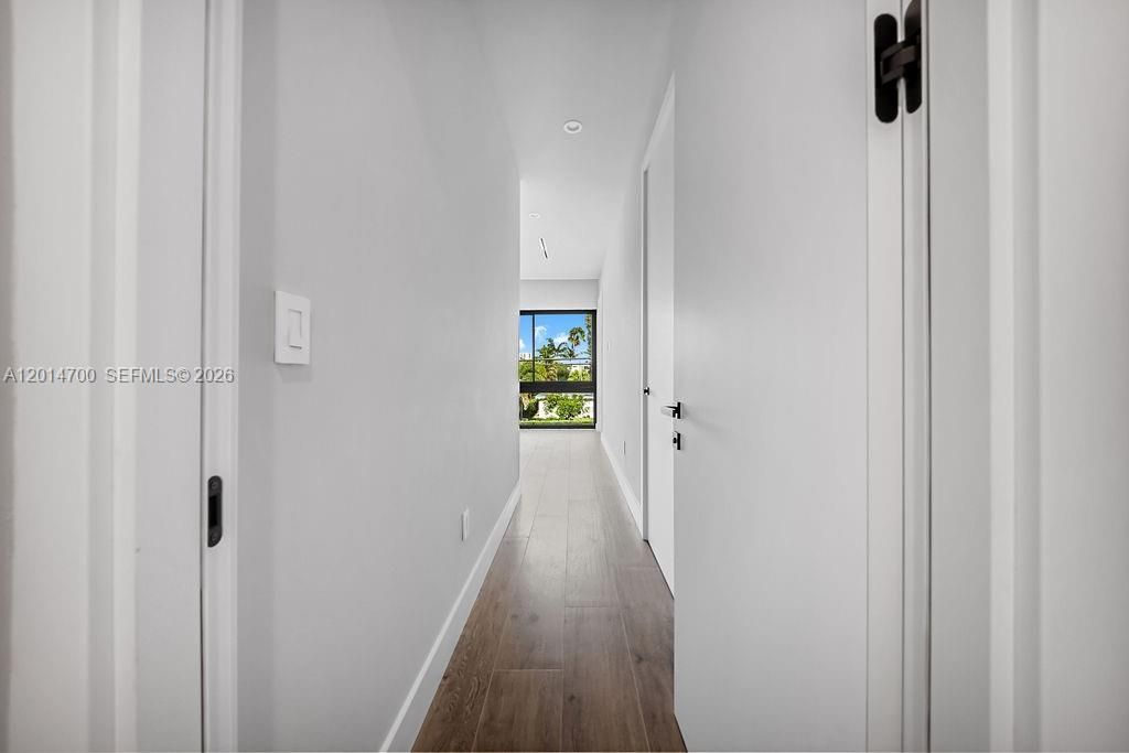 904 NE 17th Ter, Fort Lauderdale, FL 33304 Photo