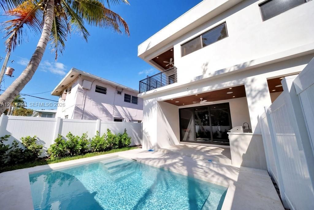904 NE 17th Ter, Fort Lauderdale, FL 33304 Photo
