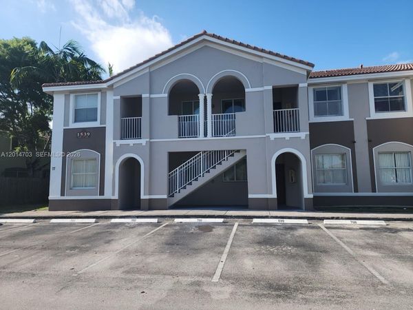 1539 SE 27th St, Unit 201, Homestead, FL 33035