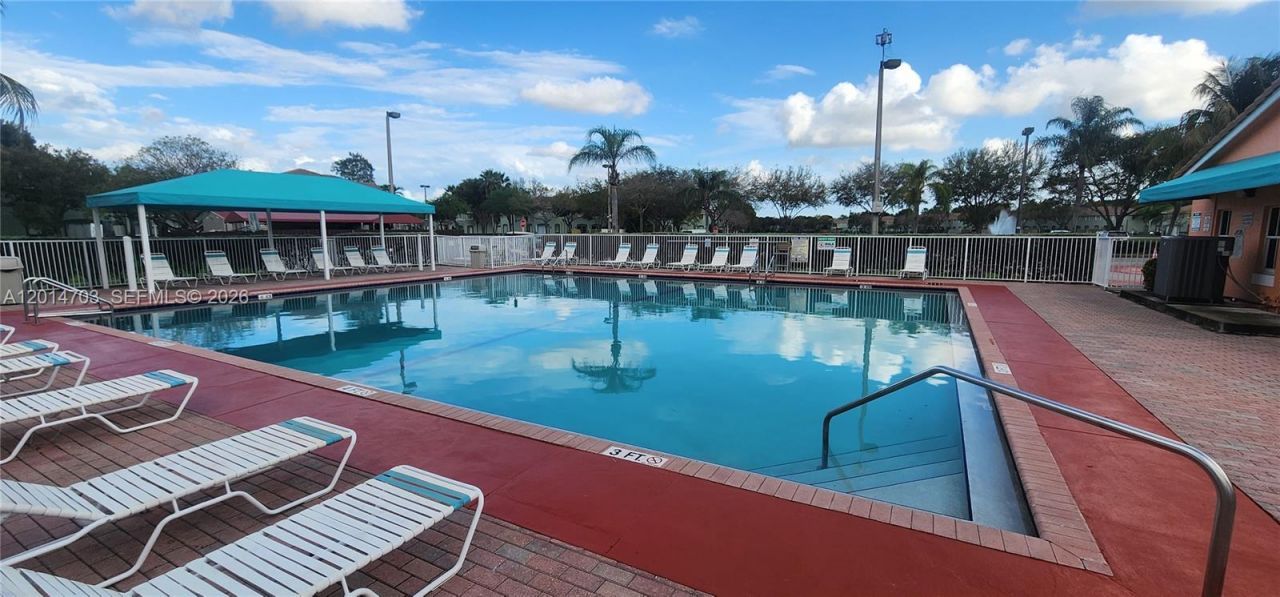 1539 SE 27th St, Unit 201, Homestead, FL 33035 Photo