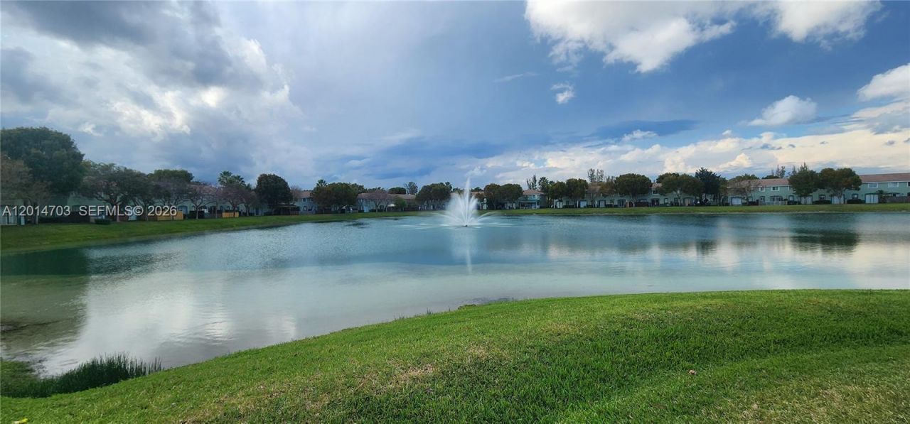 1539 SE 27th St, Unit 201, Homestead, FL 33035 Photo