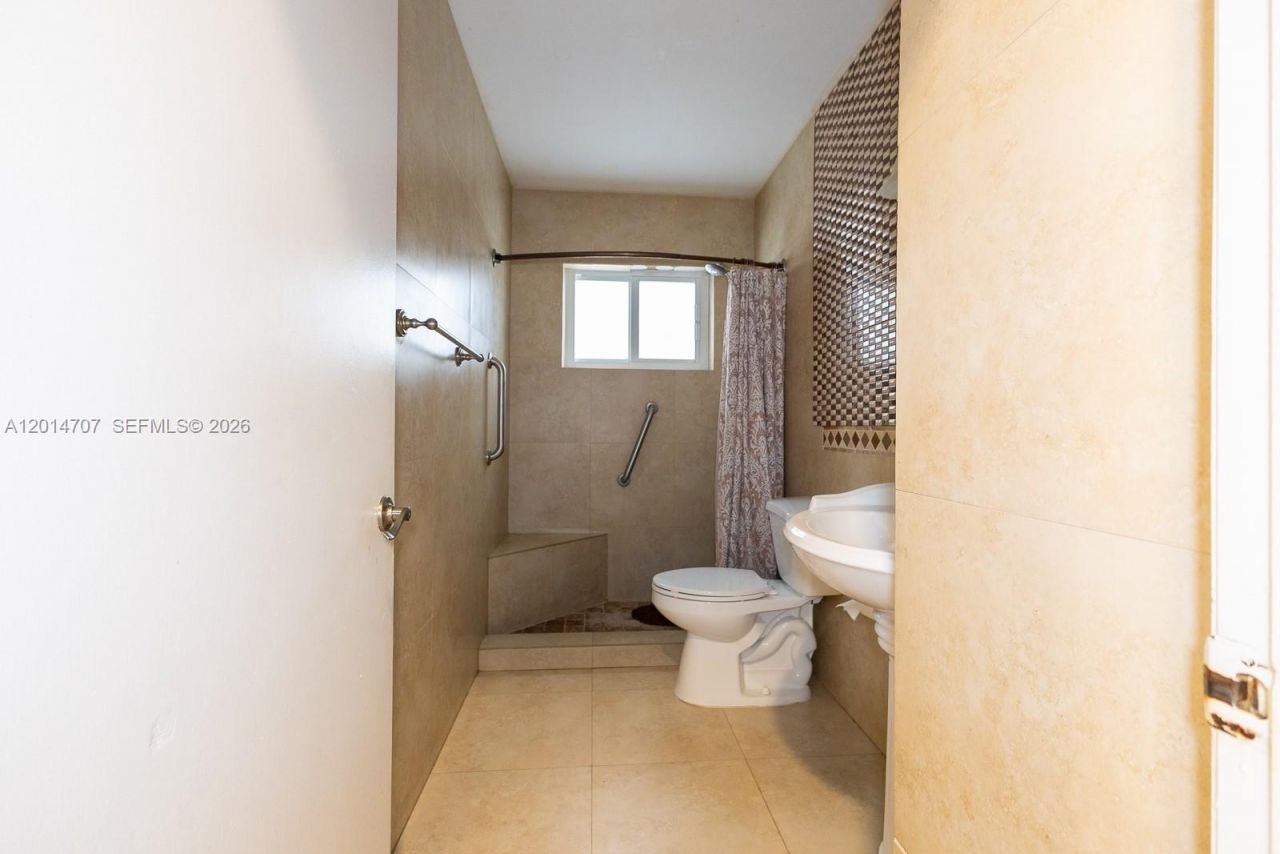 14452 SW 115th St , Miami, FL 33186 Photo
