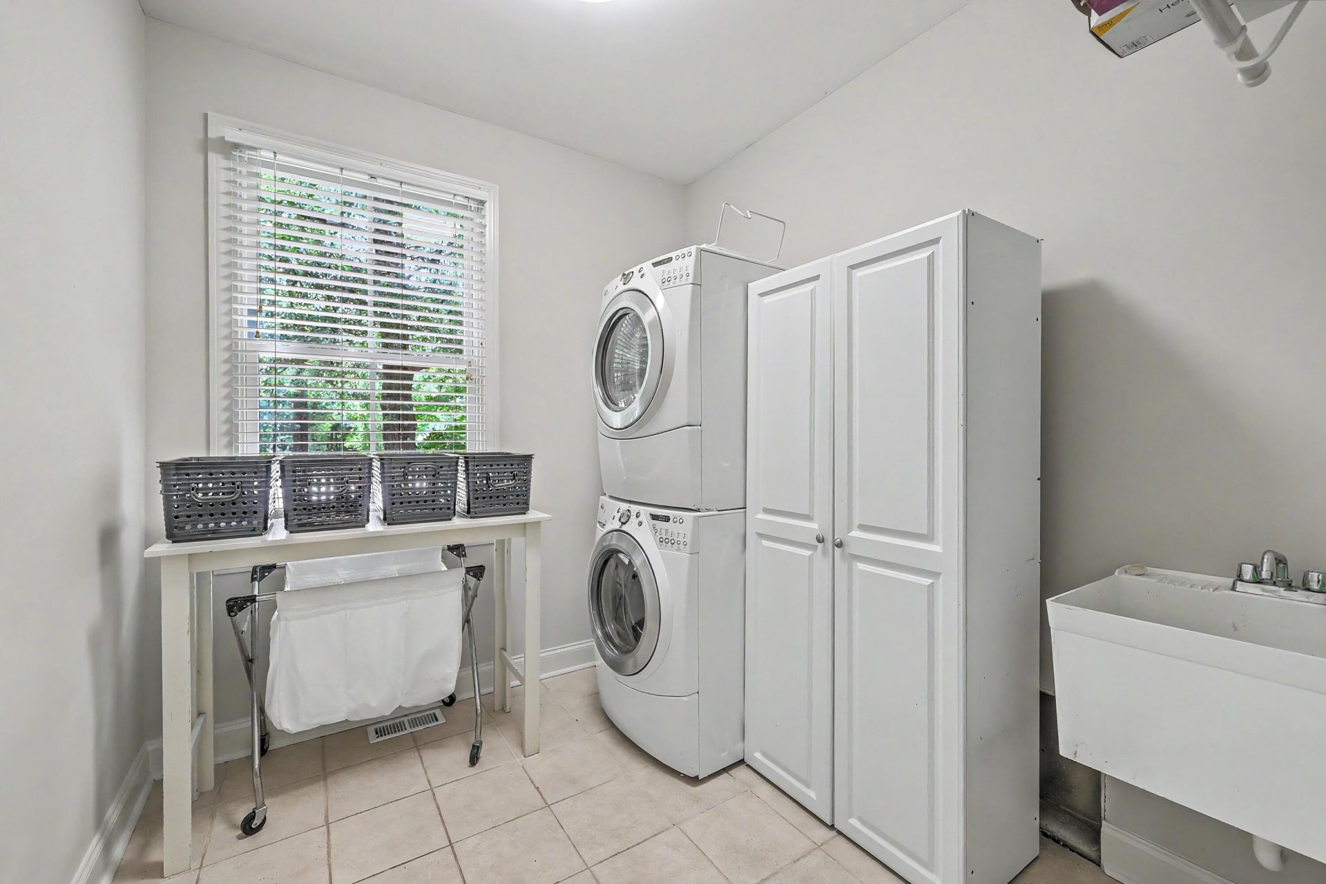 5291 Alpine Drive Photo 32
