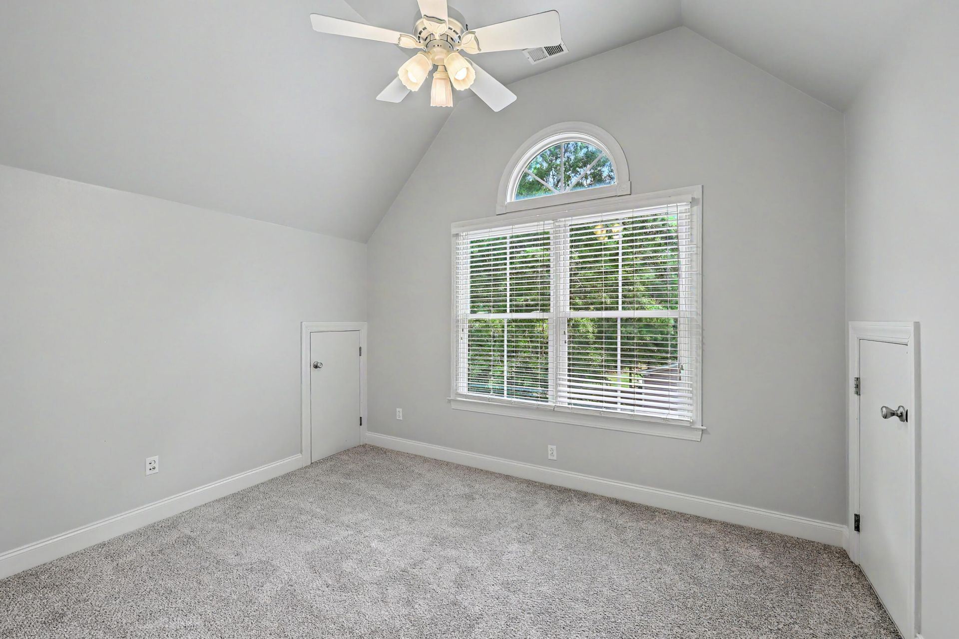 5291 Alpine Drive Photo 36