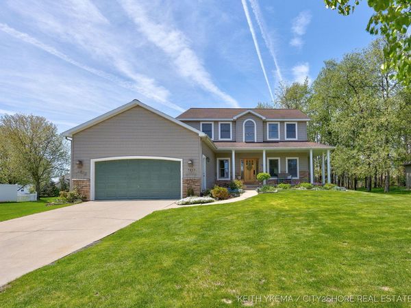 7453 Southwood SW, Byron Center, MI 49315